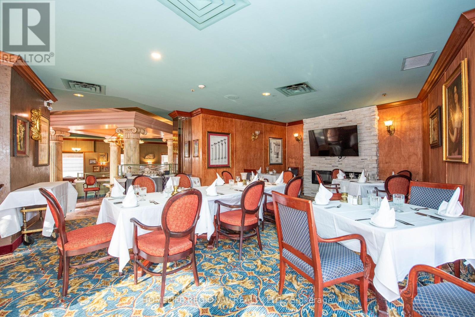 6905 Millcreek Drive, Mississauga, Ontario  L5N 6A3 - Photo 6 - W12715242