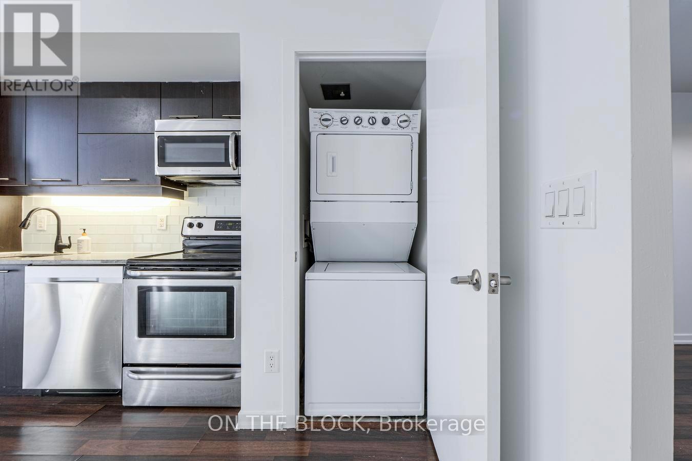 302 - 38 Joe Shuster Way, Toronto, Ontario  M6K 0A5 - Photo 15 - W12715268