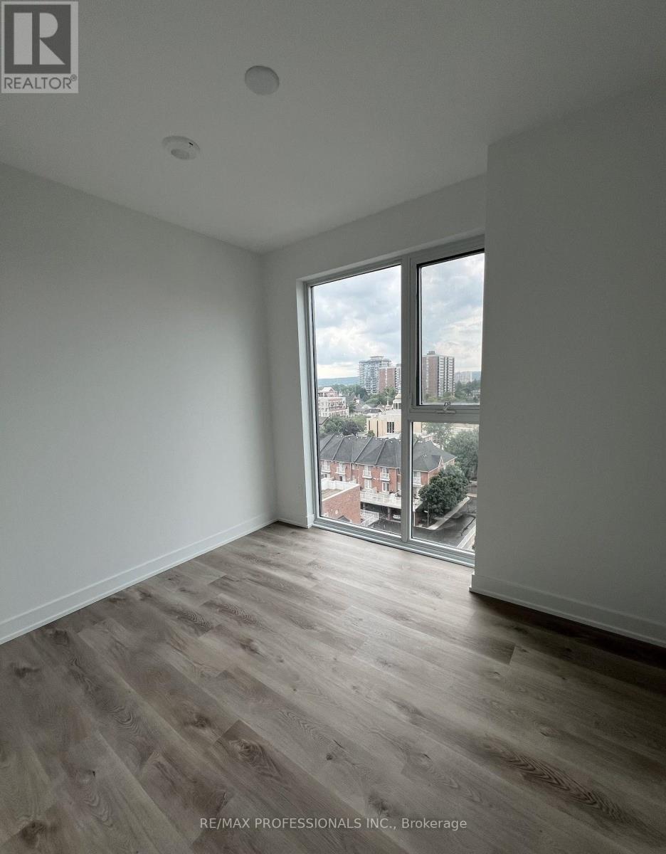 802 - 370 Martha Street, Burlington, Ontario  L7R 0G9 - Photo 18 - W12715302