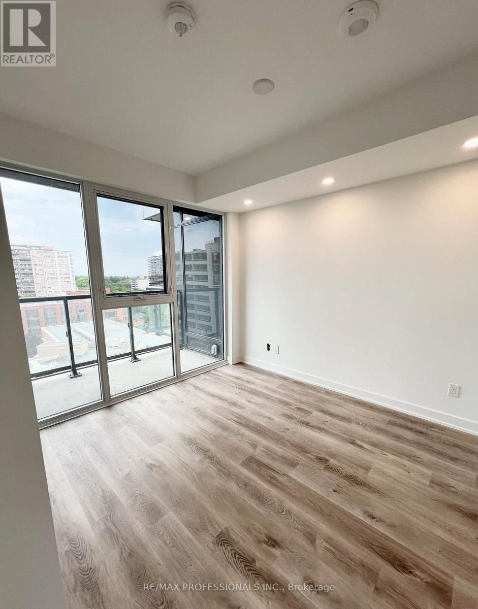 802 - 370 Martha Street, Burlington, Ontario  L7R 0G9 - Photo 24 - W12715302