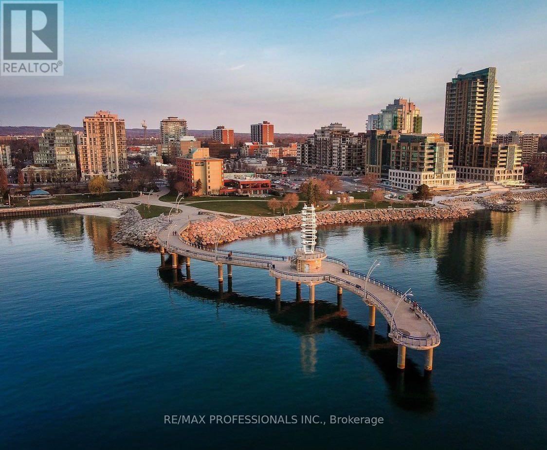 802 - 370 Martha Street, Burlington, Ontario  L7R 0G9 - Photo 33 - W12715302