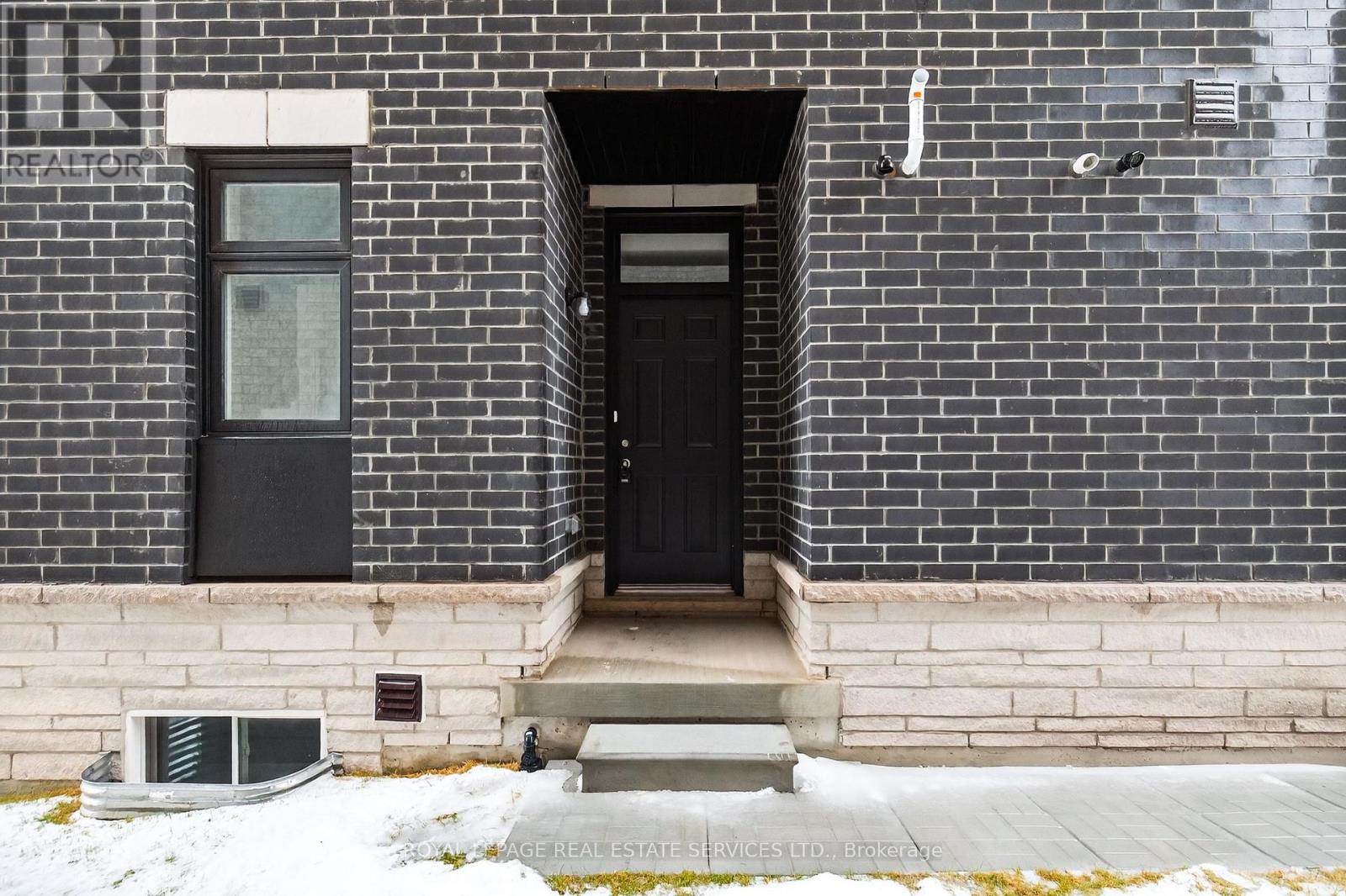 Unit 2 - 3211 Sixth Line, Oakville, Ontario  L6H 0V8 - Photo 4 - W12715388