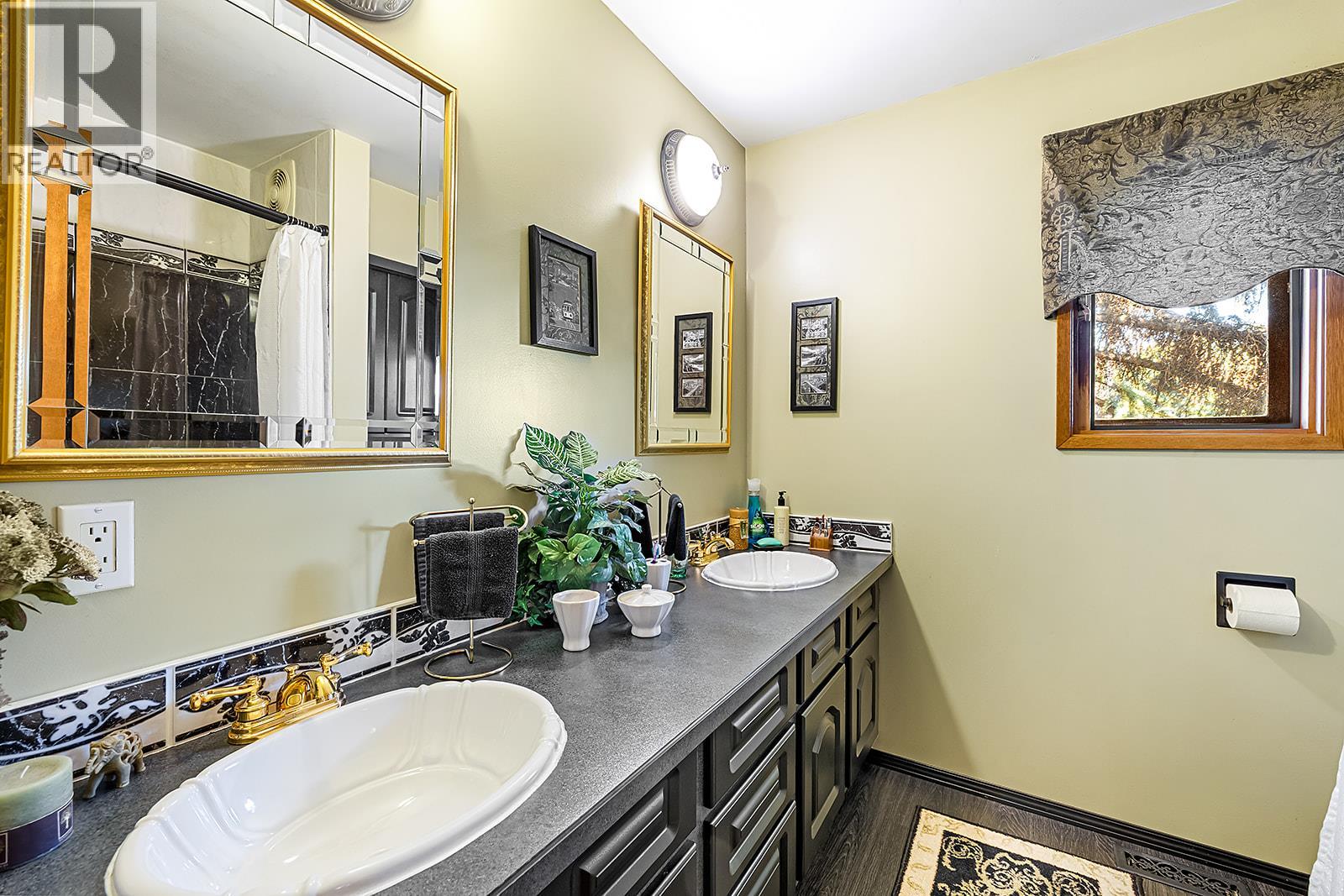 1804 13th Avenue S, Cranbrook, British Columbia  V1C 5Y2 - Photo 57 - 10373435