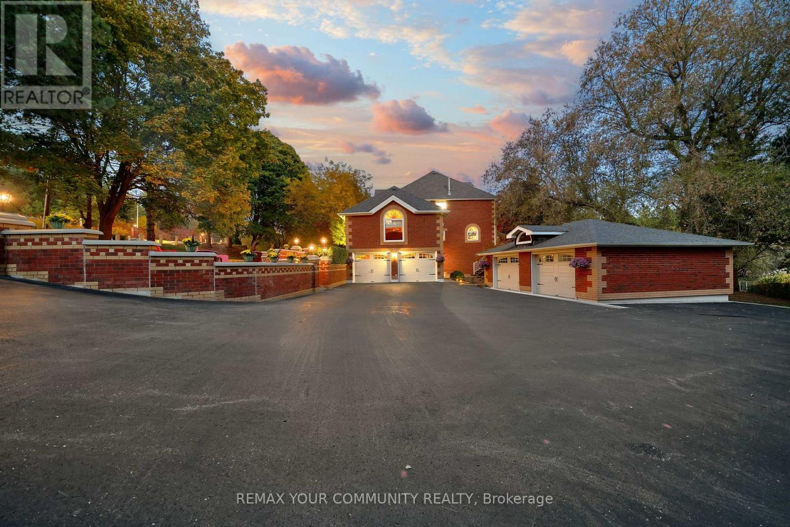 508 King Street E, Caledon, Ontario  L7E 0B9 - Photo 2 - W12713824