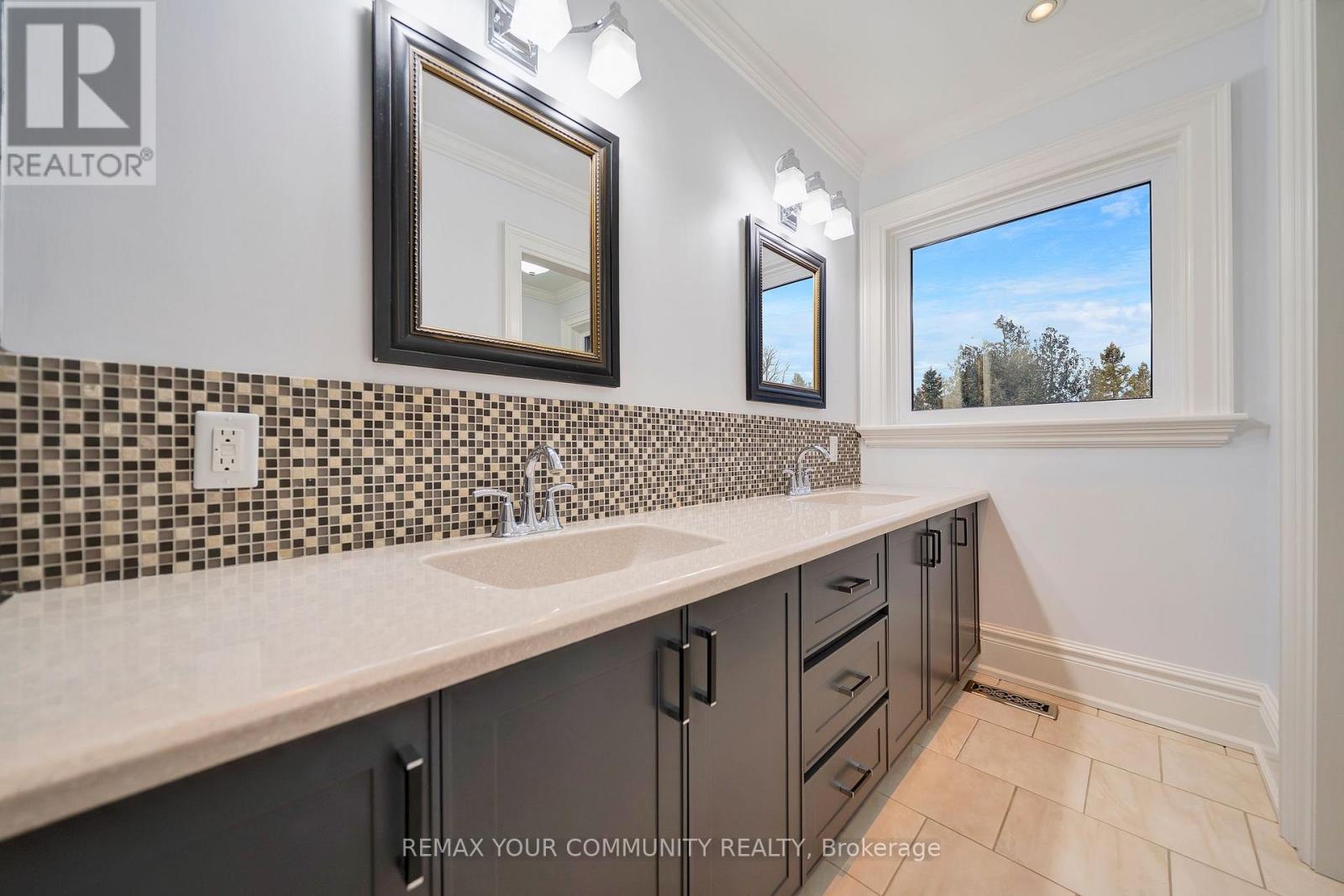 508 King Street E, Caledon, Ontario  L7E 0B9 - Photo 35 - W12713824