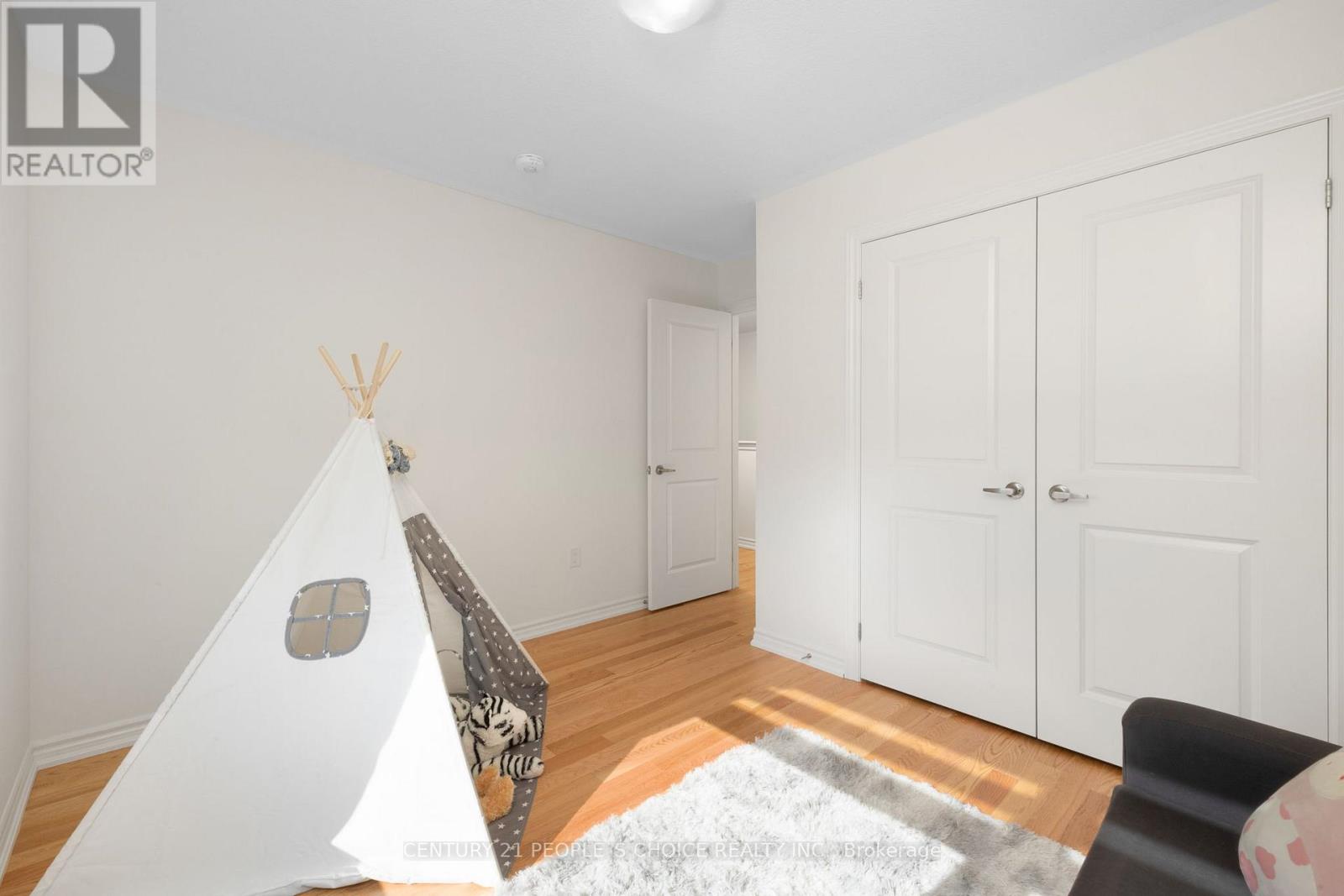 18 Heming Street, Brant, Ontario  N3L 0M5 - Photo 18 - X12715278