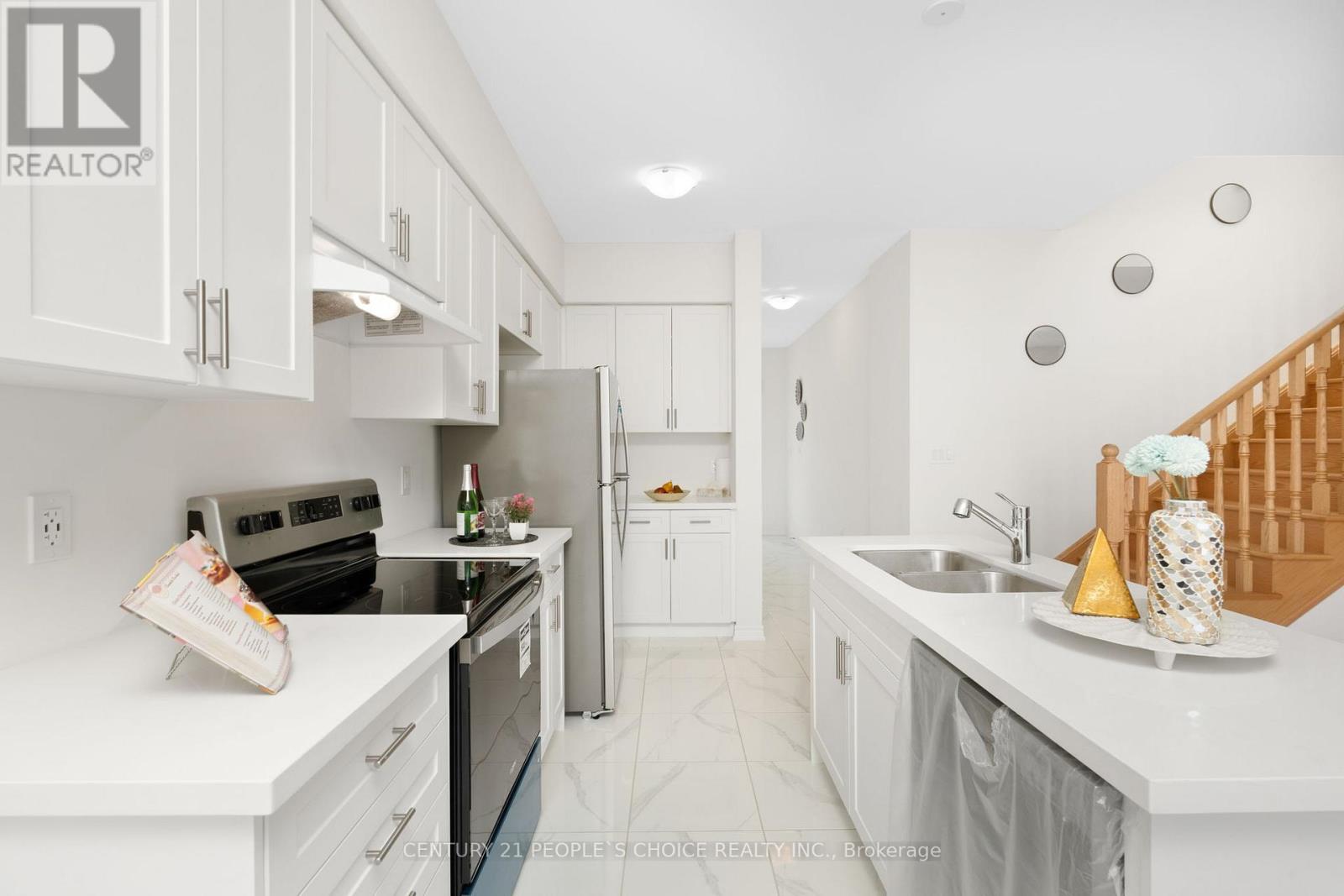 18 Heming Street, Brant, Ontario  N3L 0M5 - Photo 9 - X12715292