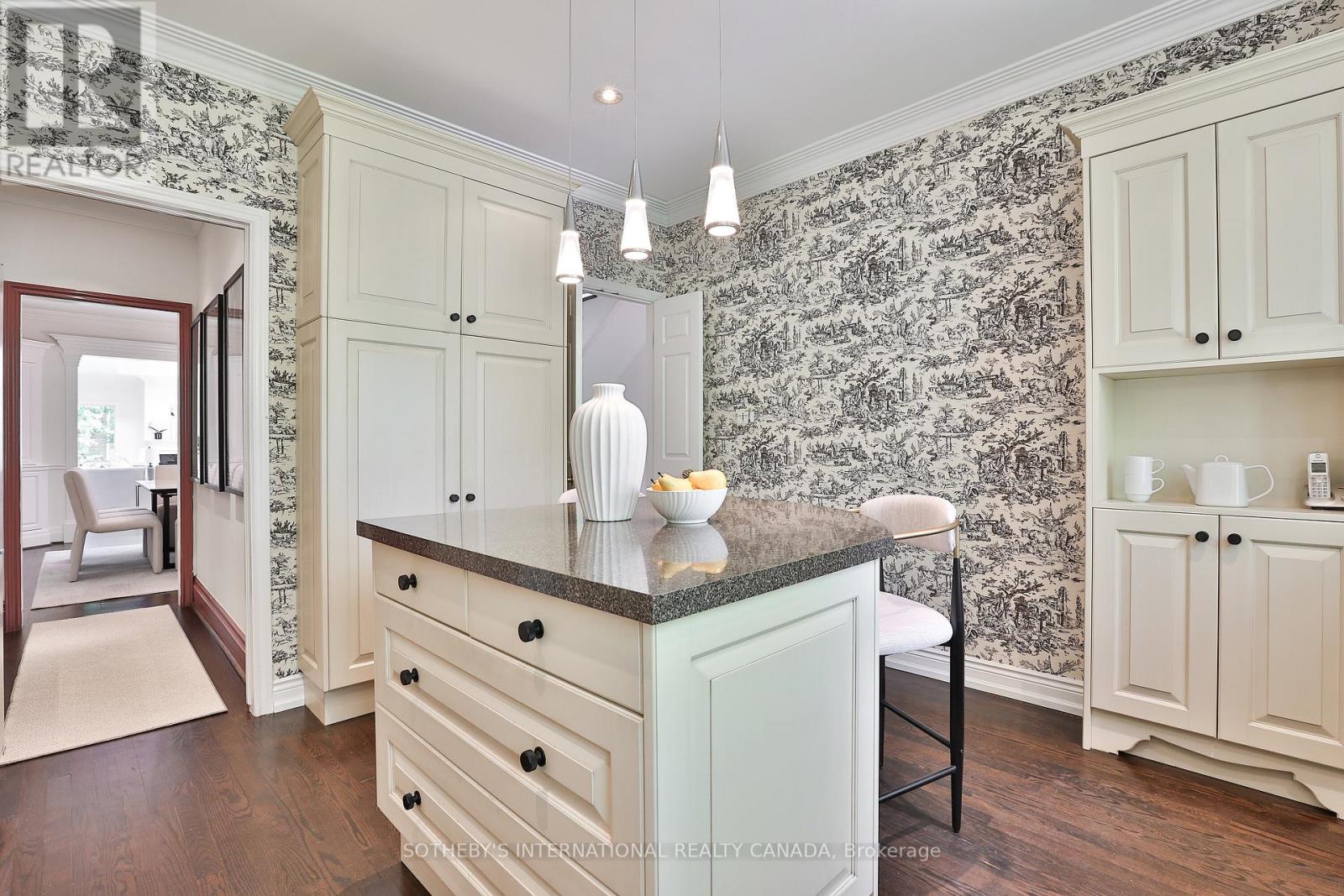 91 Glen Road, Toronto, Ontario  M4W 2V5 - Photo 20 - C12715240