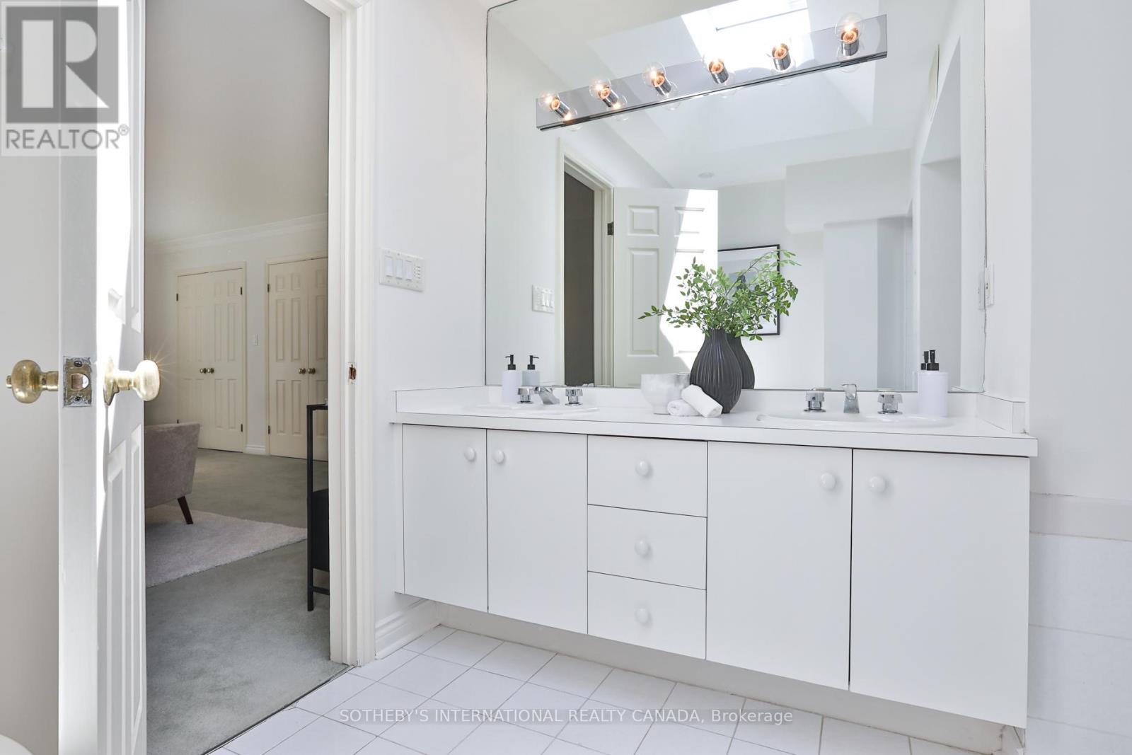 91 Glen Road, Toronto, Ontario  M4W 2V5 - Photo 32 - C12715240