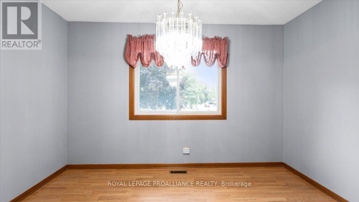 14 Connolly Avenue, Quinte West, Ontario  K8V 5T4 - Photo 24 - X12712746