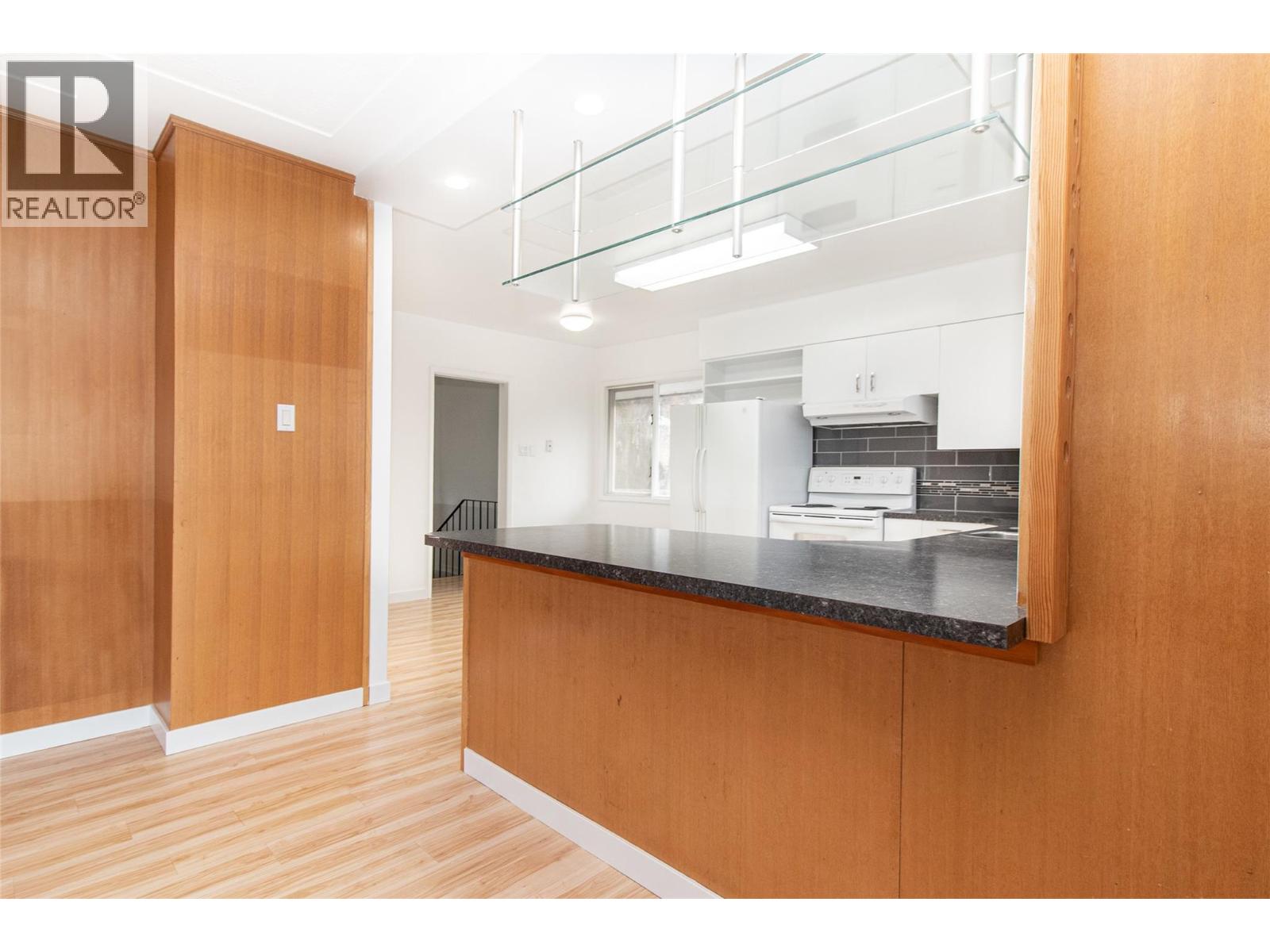 4829 Lakeshore Road, Kelowna, British Columbia  V1W 4H6 - Photo 12 - 10372995