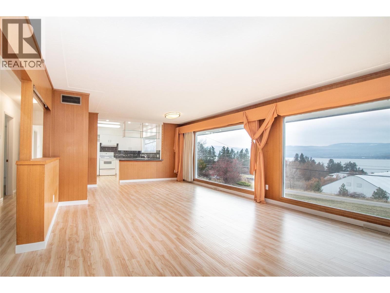 4829 Lakeshore Road, Kelowna, British Columbia  V1W 4H6 - Photo 15 - 10372995