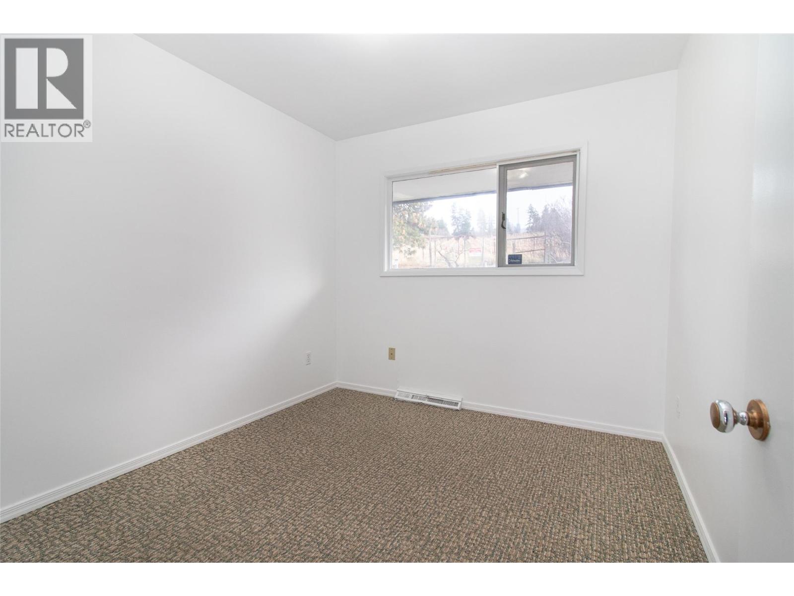 4829 Lakeshore Road, Kelowna, British Columbia  V1W 4H6 - Photo 24 - 10372995