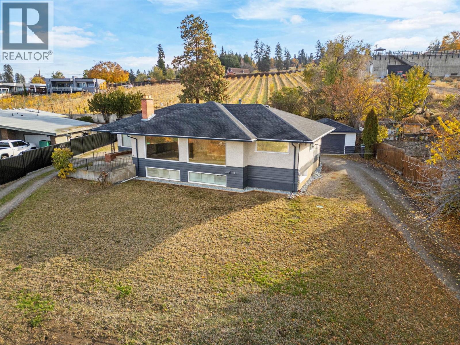 4829 Lakeshore Road, Kelowna, British Columbia  V1W 4H6 - Photo 66 - 10372995