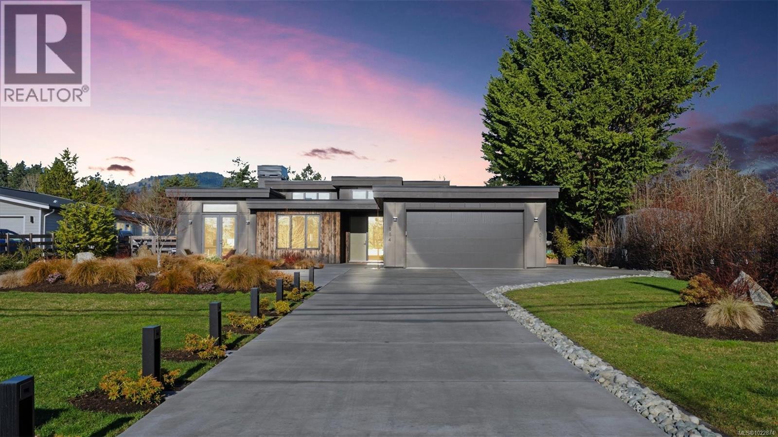 854 Birch Rd, North Saanich, British Columbia