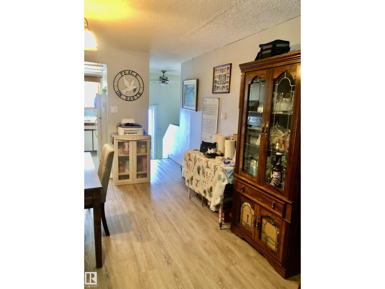 5230 47 Av, Vegreville, Alberta  T9C 1N2 - Photo 5 - E4470593