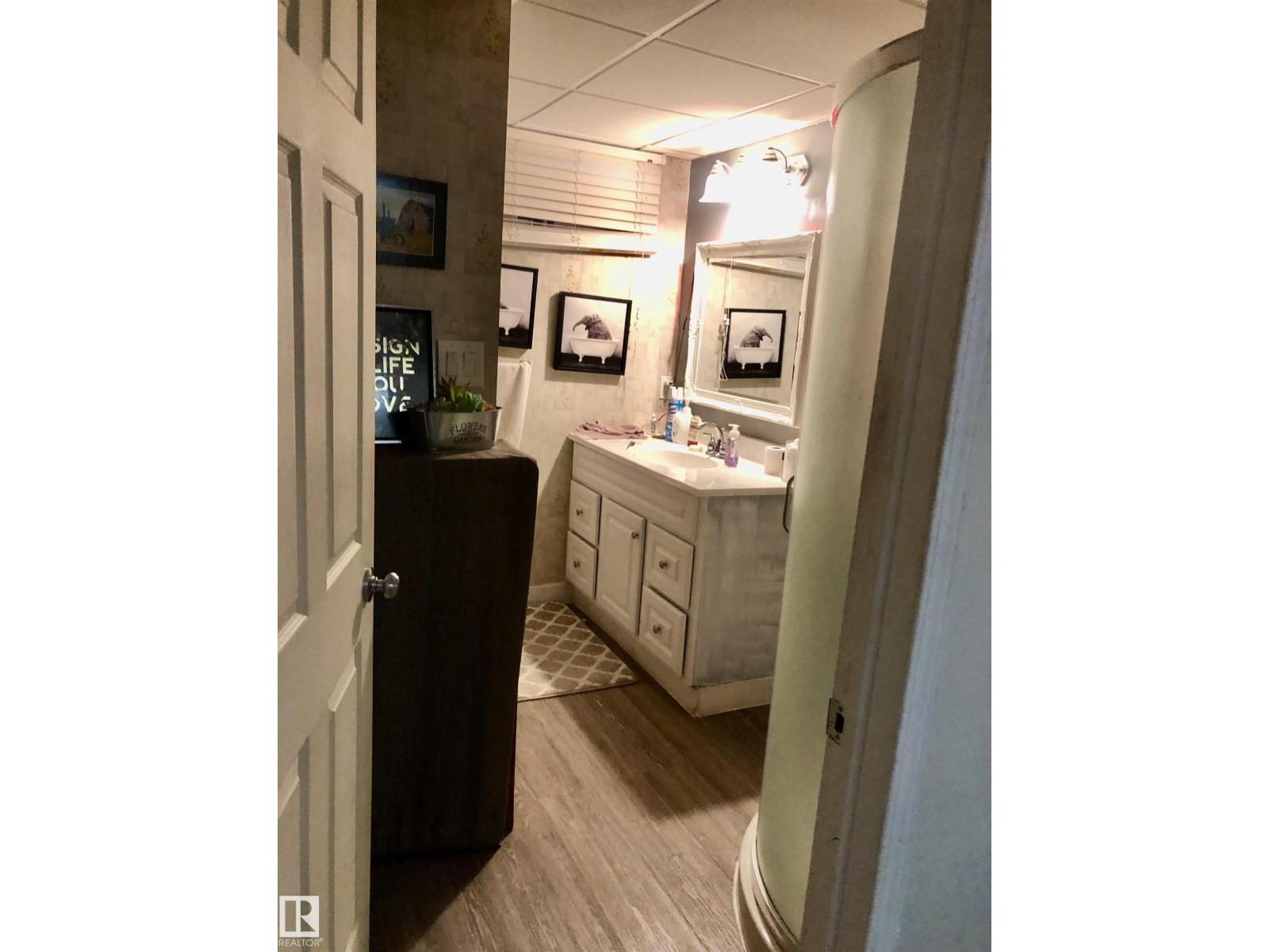 5230 47 Av, Vegreville, Alberta  T9C 1N2 - Photo 16 - E4470593