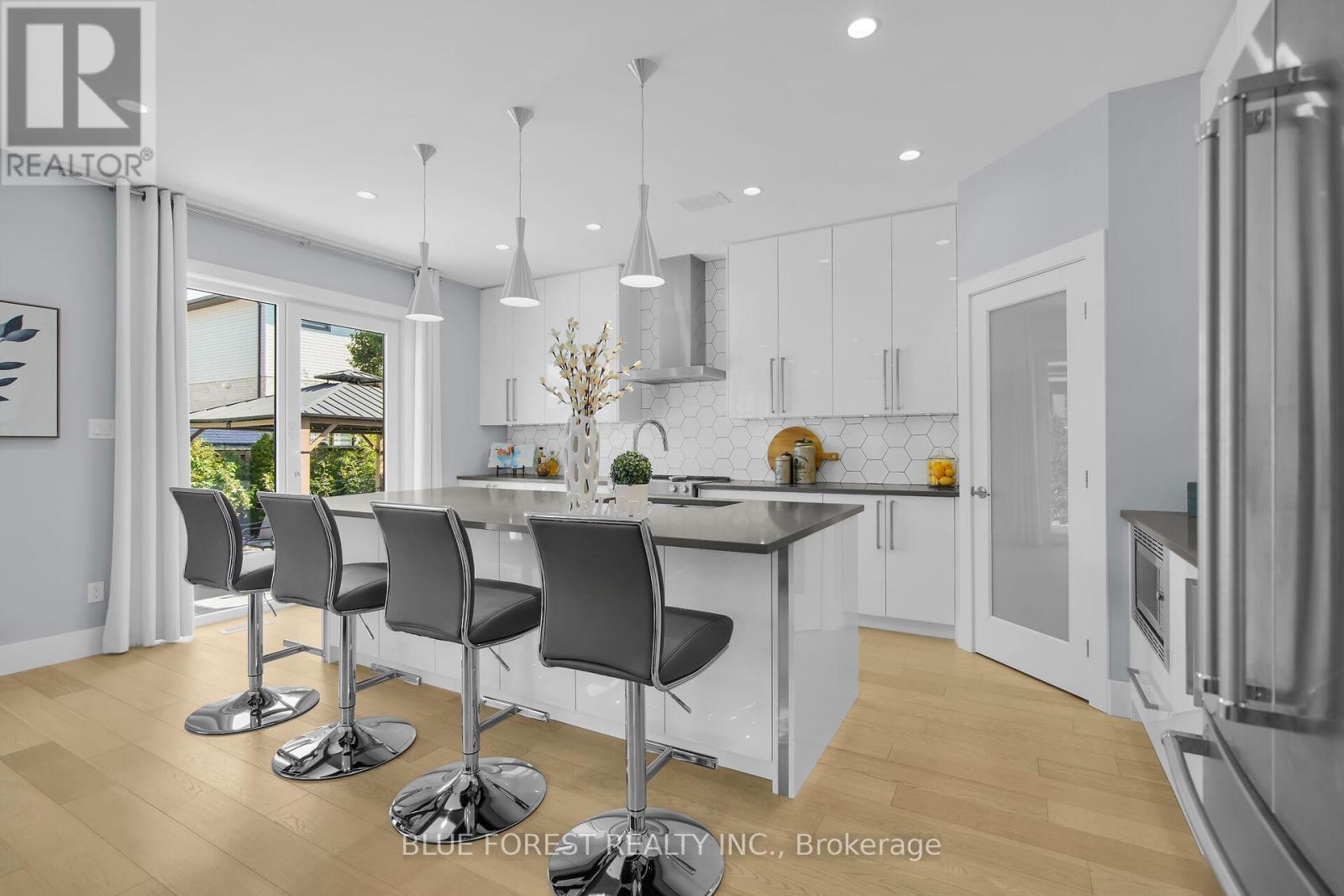 2190 Bakervilla Street, London South, Ontario  N6P 0E5 - Photo 12 - X12715404