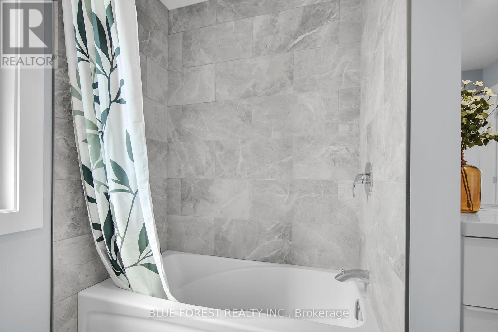 2190 Bakervilla Street, London South, Ontario  N6P 0E5 - Photo 34 - X12715404