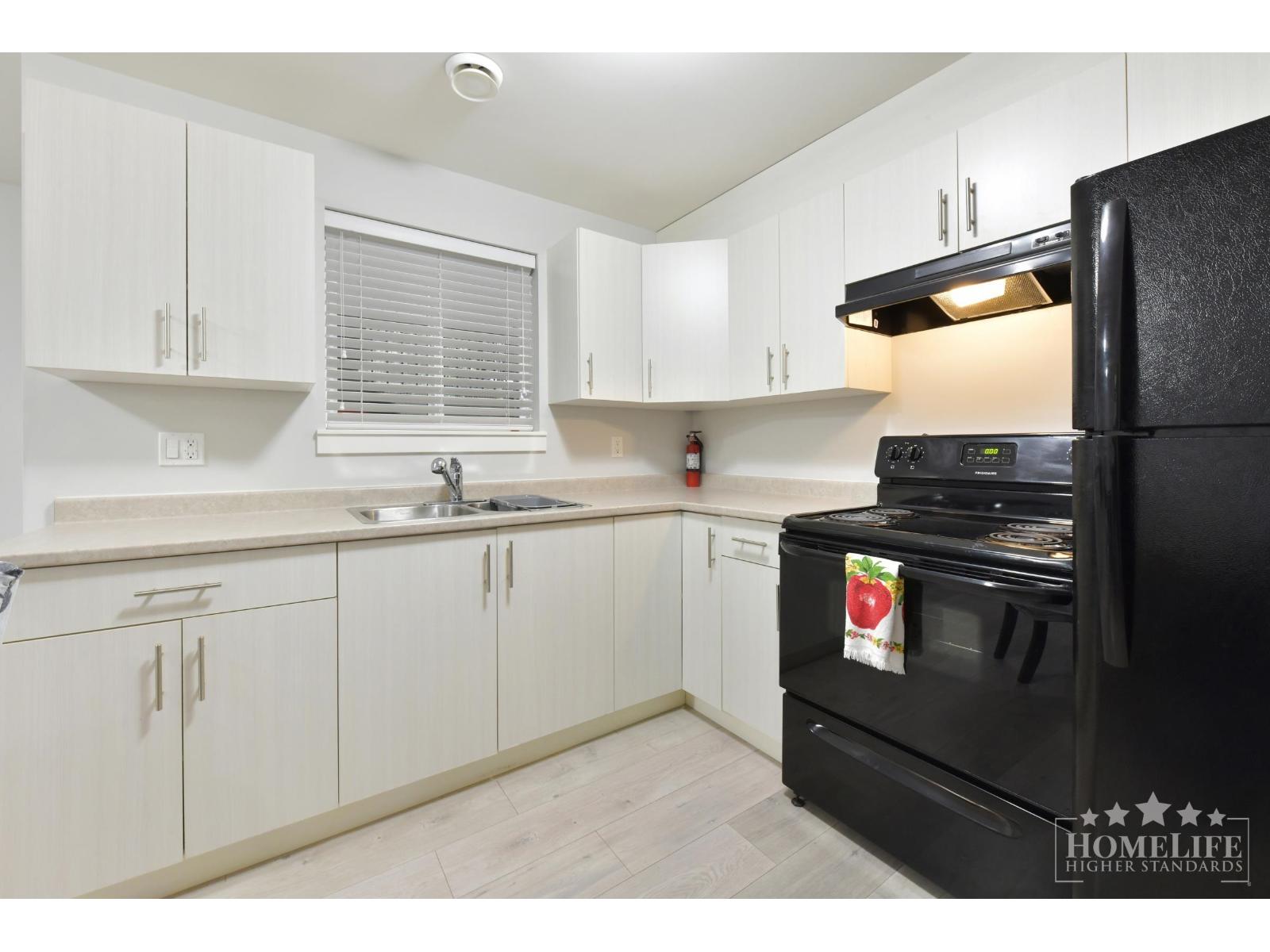 Basement 6125 146 Street, Surrey, British Columbia  V3S 3A1 - Photo 6 - R3081628