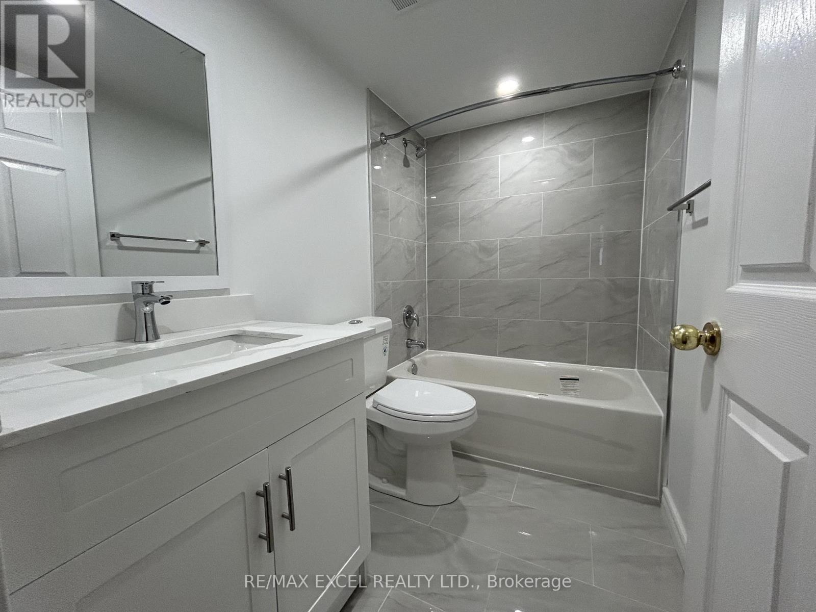 908 - 35 Empress Avenue, Toronto, Ontario  M2N 6T3 - Photo 1 - C12712976