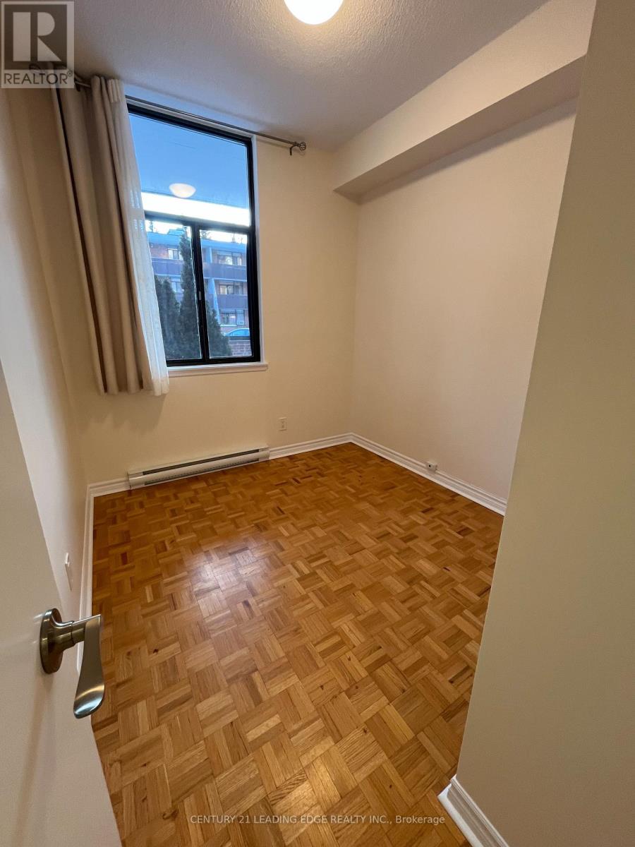 5-111 - 50 Old Kingston Road, Toronto, Ontario  M1E 4Y1 - Photo 9 - E12714464