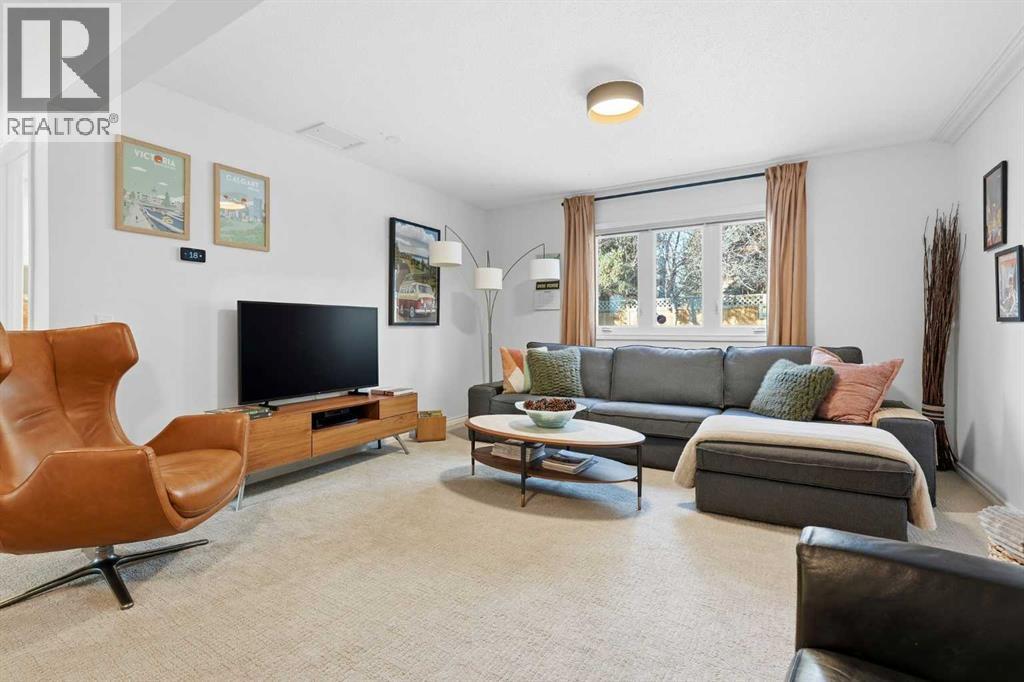 120 Canata Close Sw, Calgary, Alberta  T2W 1P7 - Photo 23 - A2280620