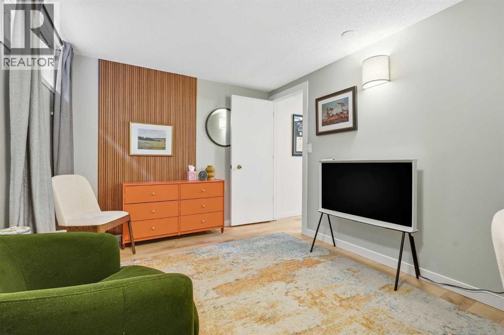 120 Canata Close Sw, Calgary, Alberta  T2W 1P7 - Photo 33 - A2280620