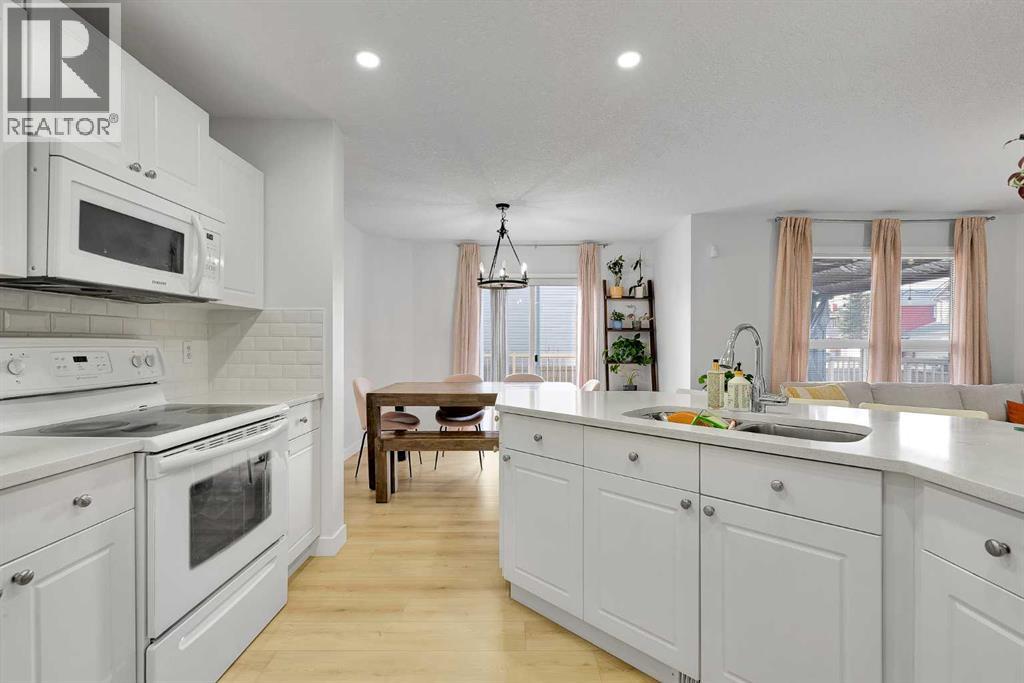 60 Saddlecrest Green Ne, Calgary, Alberta  T3J 5N5 - Photo 11 - A2280623