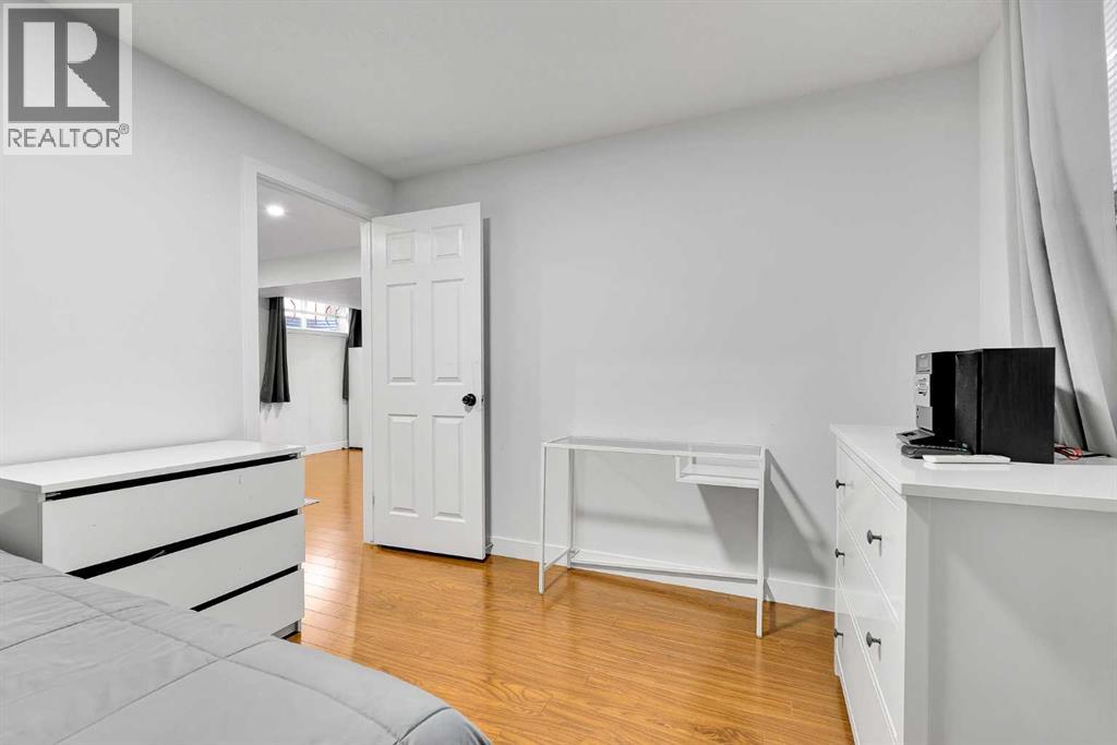 60 Saddlecrest Green Ne, Calgary, Alberta  T3J 5N5 - Photo 37 - A2280623