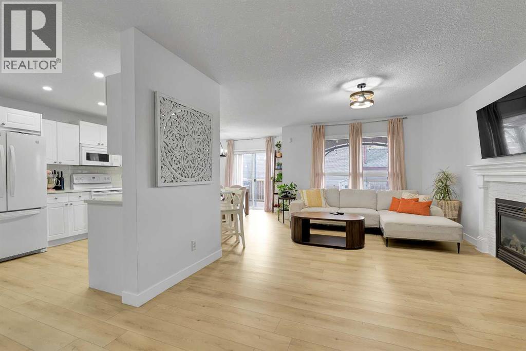 60 Saddlecrest Green Ne, Calgary, Alberta  T3J 5N5 - Photo 4 - A2280623