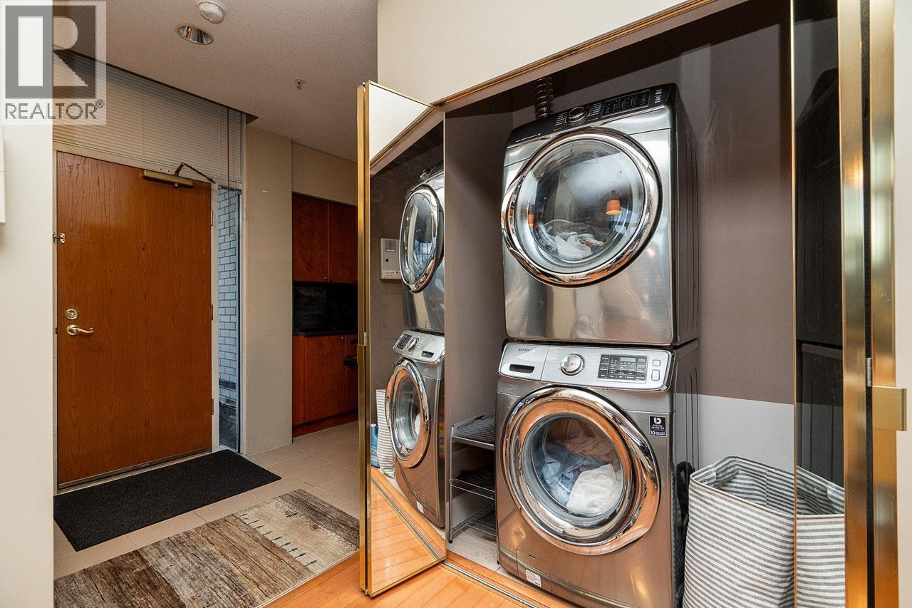 122 1228 Marinaside Crescent, Vancouver, British Columbia  V6Z 2W4 - Photo 23 - R3081565