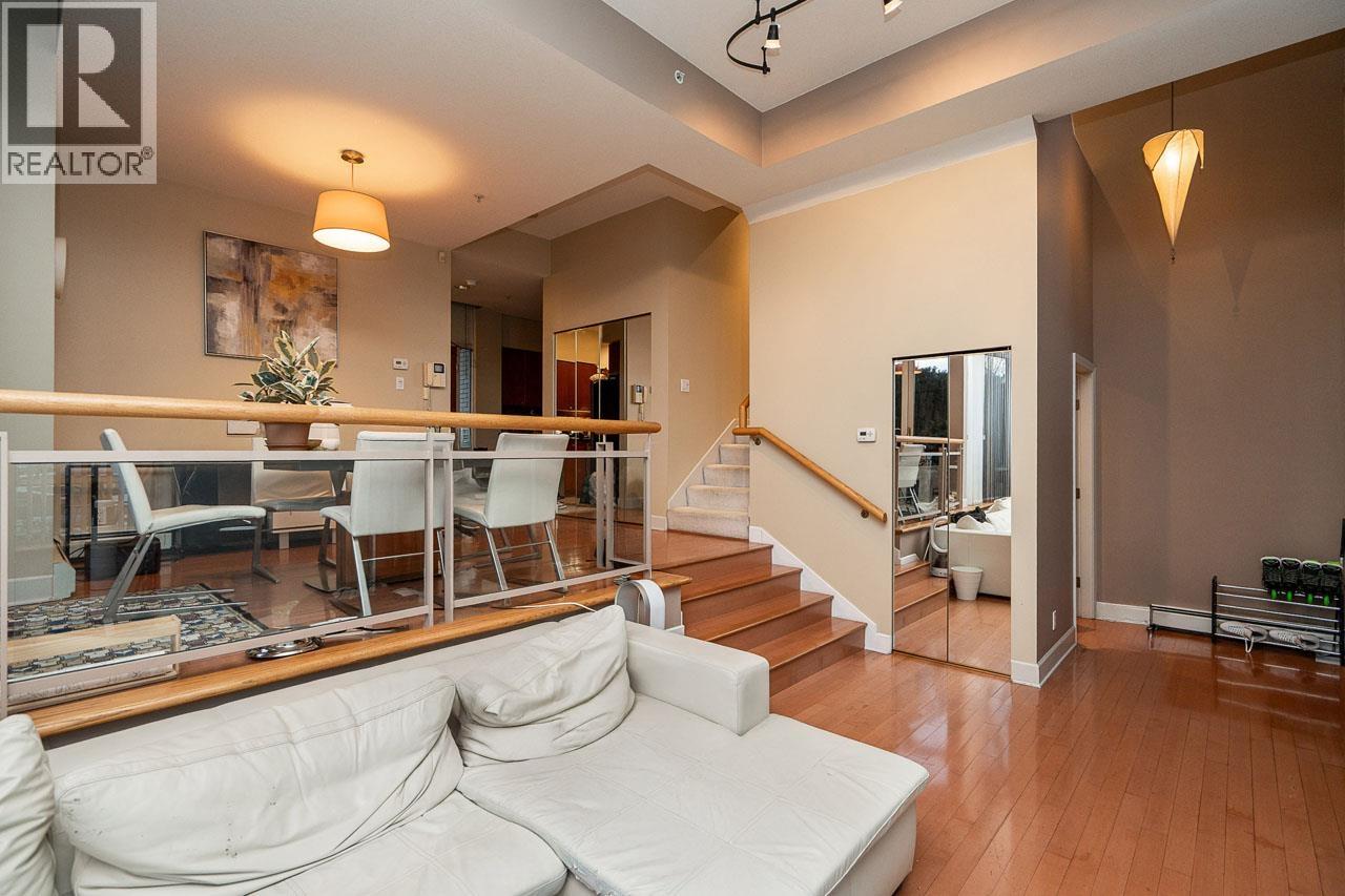 122 1228 Marinaside Crescent, Vancouver, British Columbia  V6Z 2W4 - Photo 4 - R3081565