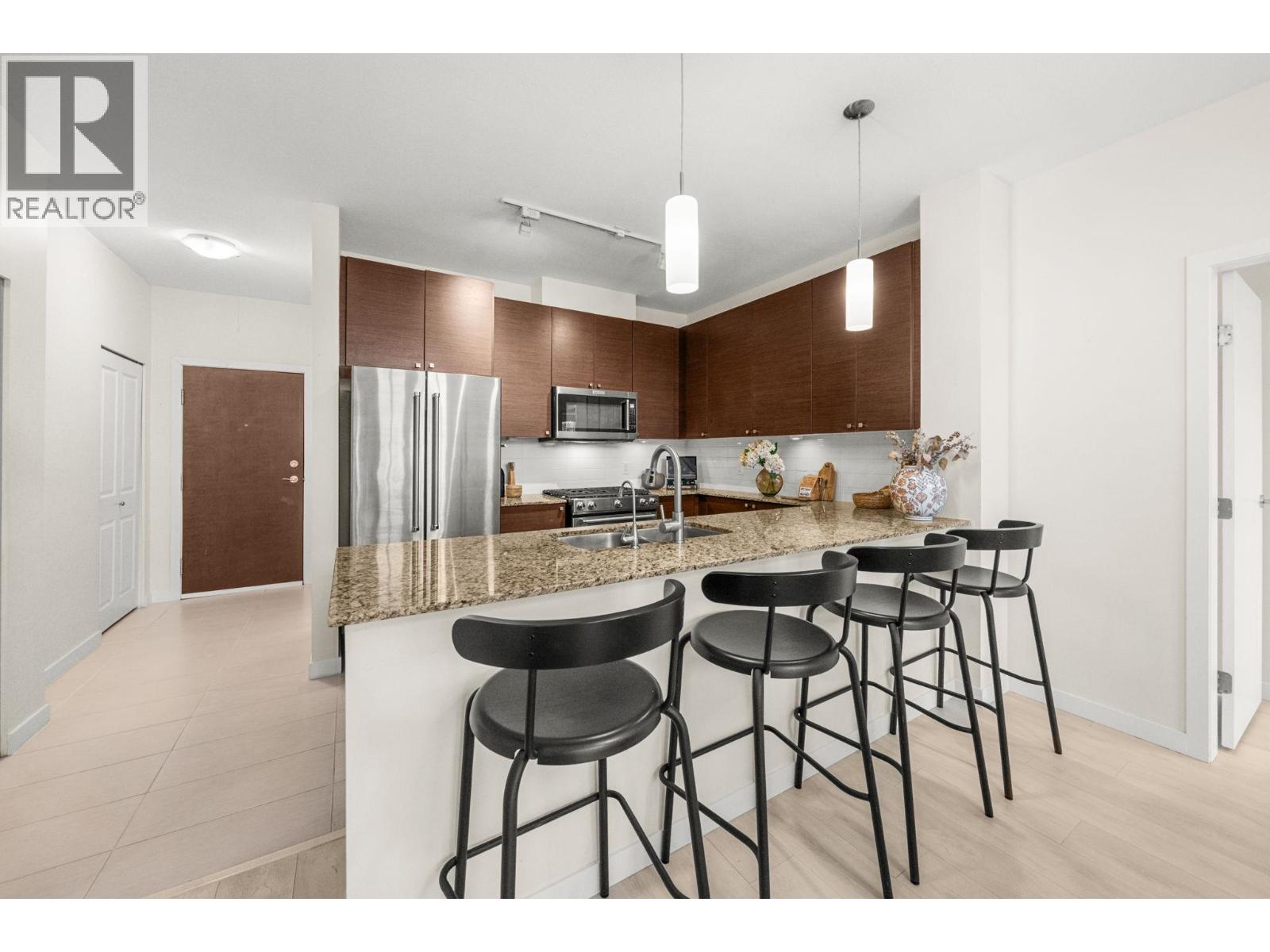 407 201 Morrissey Road, Port Moody, British Columbia  V3H 0E5 - Photo 9 - R3081579