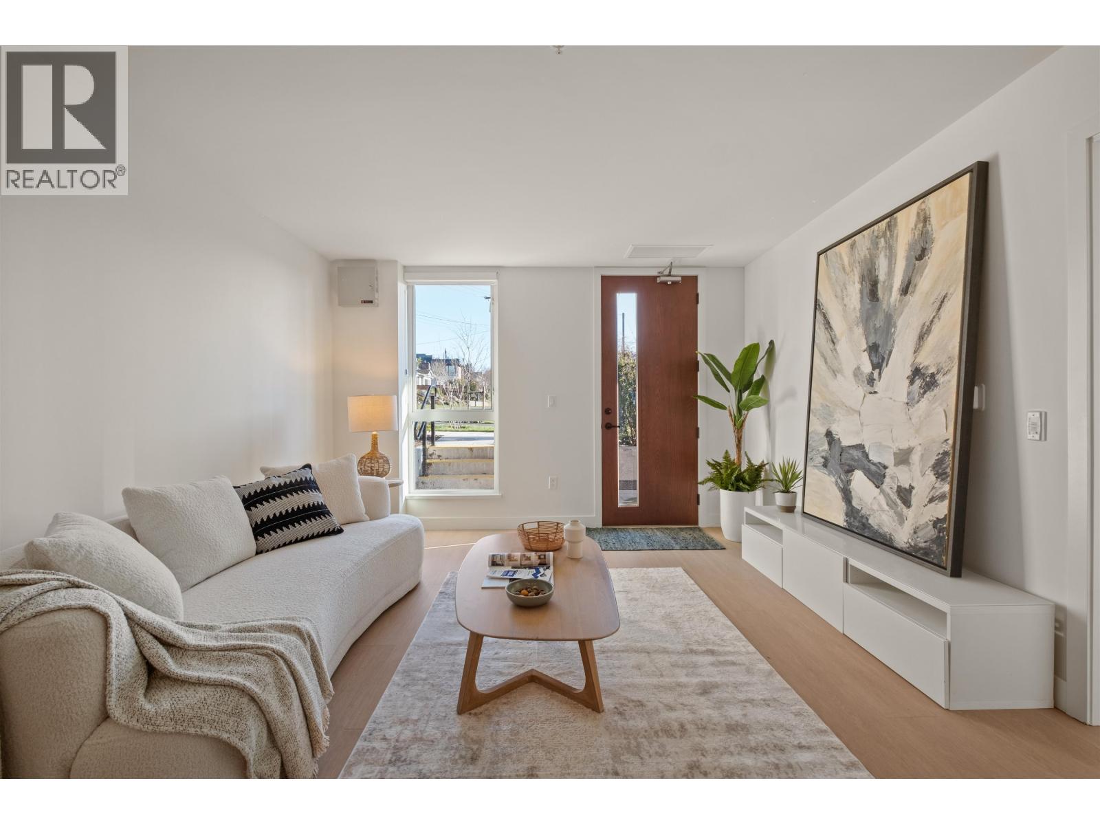 103 333 St. Davids Avenue, North Vancouver, British Columbia  V7L 3N7 - Photo 4 - R3081589