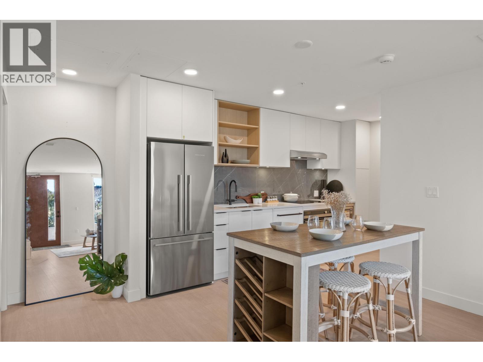 103 333 St. Davids Avenue, North Vancouver, British Columbia  V7L 3N7 - Photo 6 - R3081589