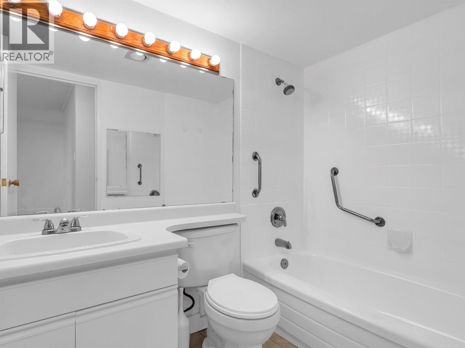 1812 2016 Fullerton Avenue, North Vancouver, British Columbia  V7P 3E6 - Photo 15 - R3081595