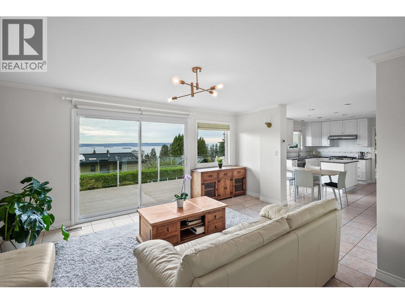 2316 Nelson Avenue, West Vancouver, British Columbia  V7V 2R2 - Photo 19 - R3081616