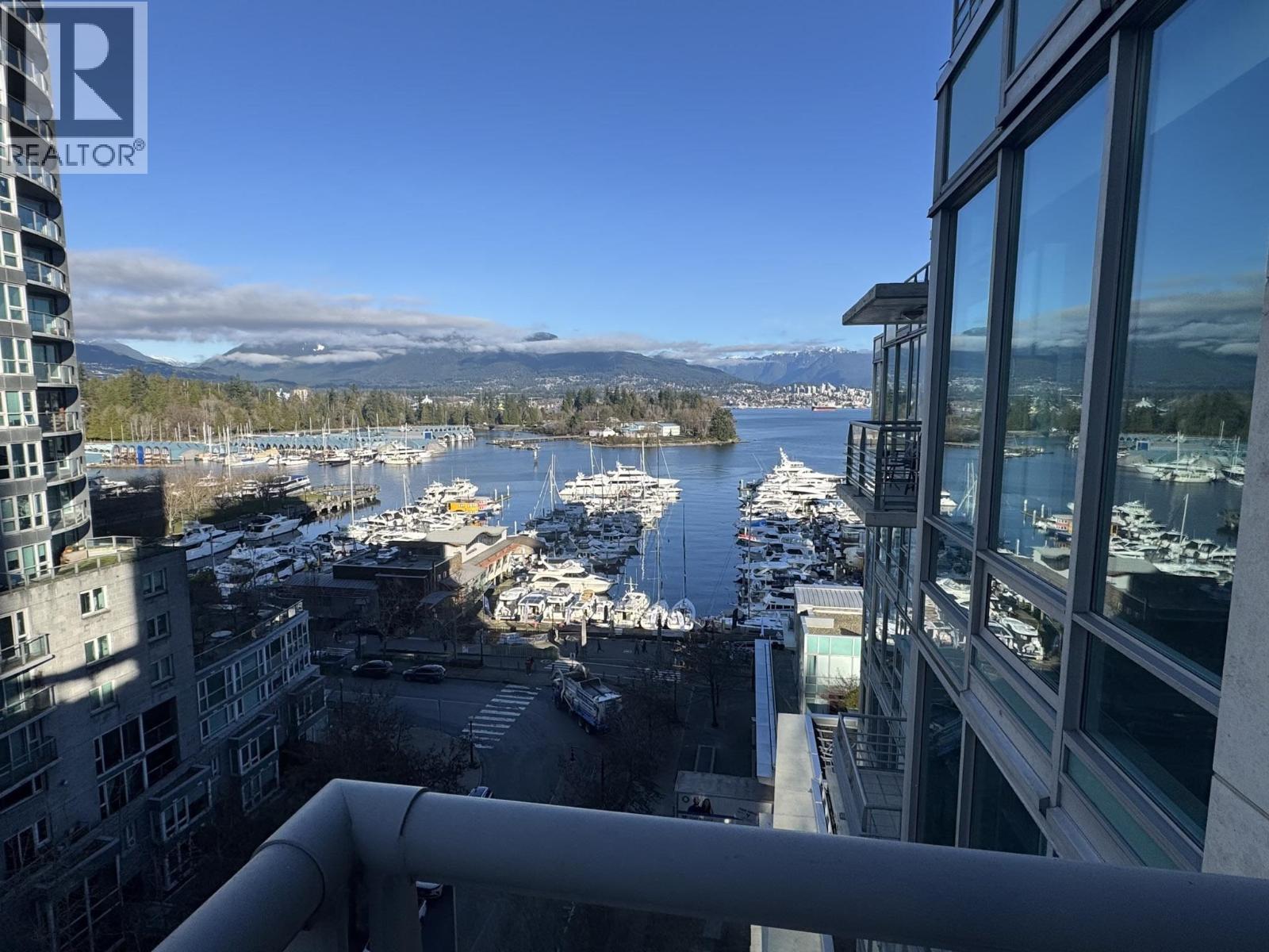 1007 590 Nicola Street, Vancouver, British Columbia  V6G 3J9 - Photo 1 - R3081603