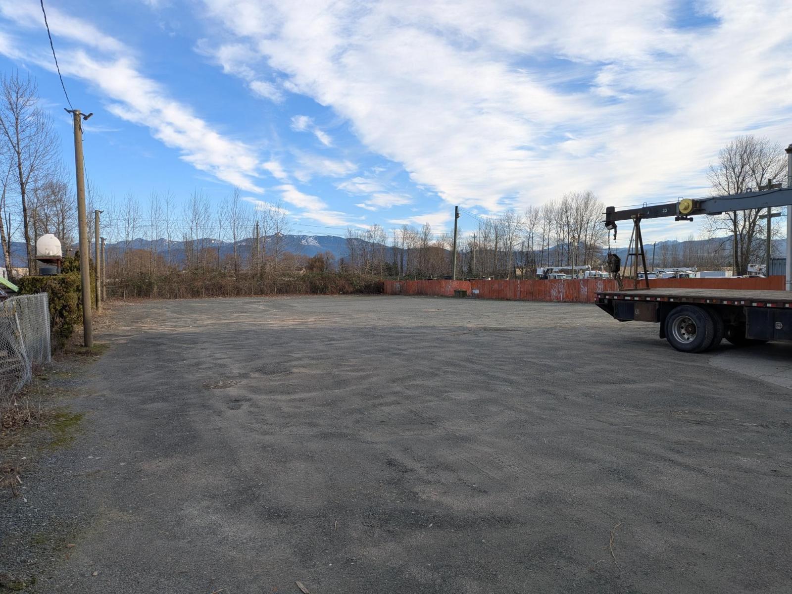 1330 Riverside Road, Abbotsford, British Columbia  V2S 7P1 - Photo 3 - C8069451