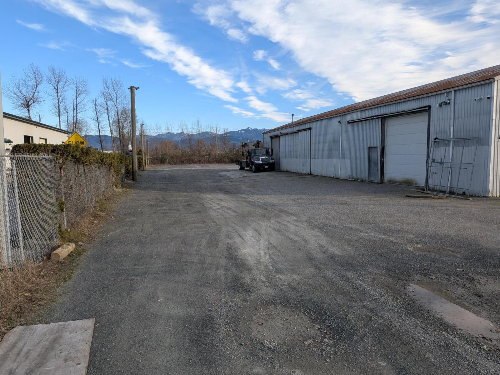 1330 Riverside Road, Abbotsford, British Columbia  V2S 7P1 - Photo 2 - C8069451