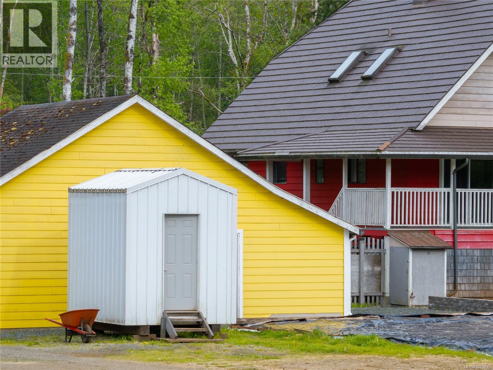 6499 Fitzgerald Rd, Merville, British Columbia  V9J 1M7 - Photo 35 - 1023819