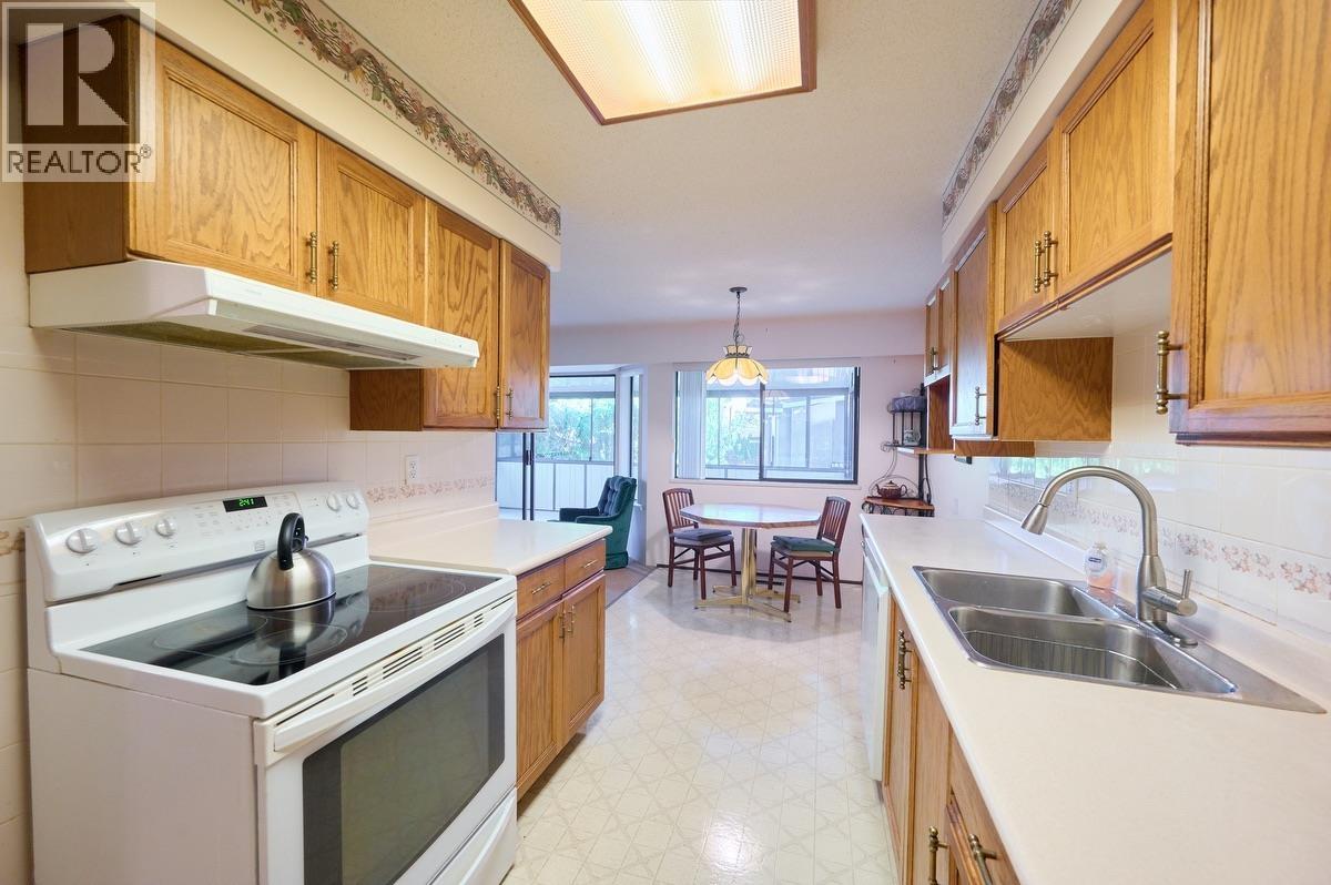 685 Porter Street, Coquitlam, British Columbia  V3J 5B2 - Photo 14 - R3080834