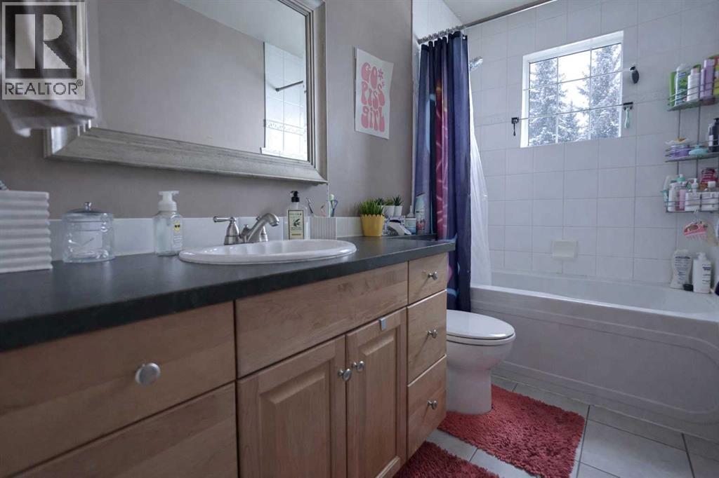 102 Dalgleish Bay Nw, Calgary, Alberta  T3A 1K8 - Photo 21 - A2280097