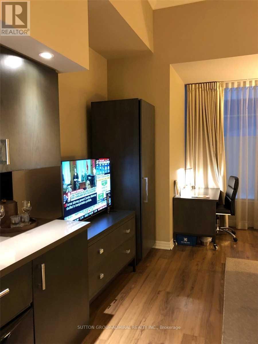 723 - 1 King Street W, Toronto, Ontario  M5H 1A1 - Photo 5 - C12715408