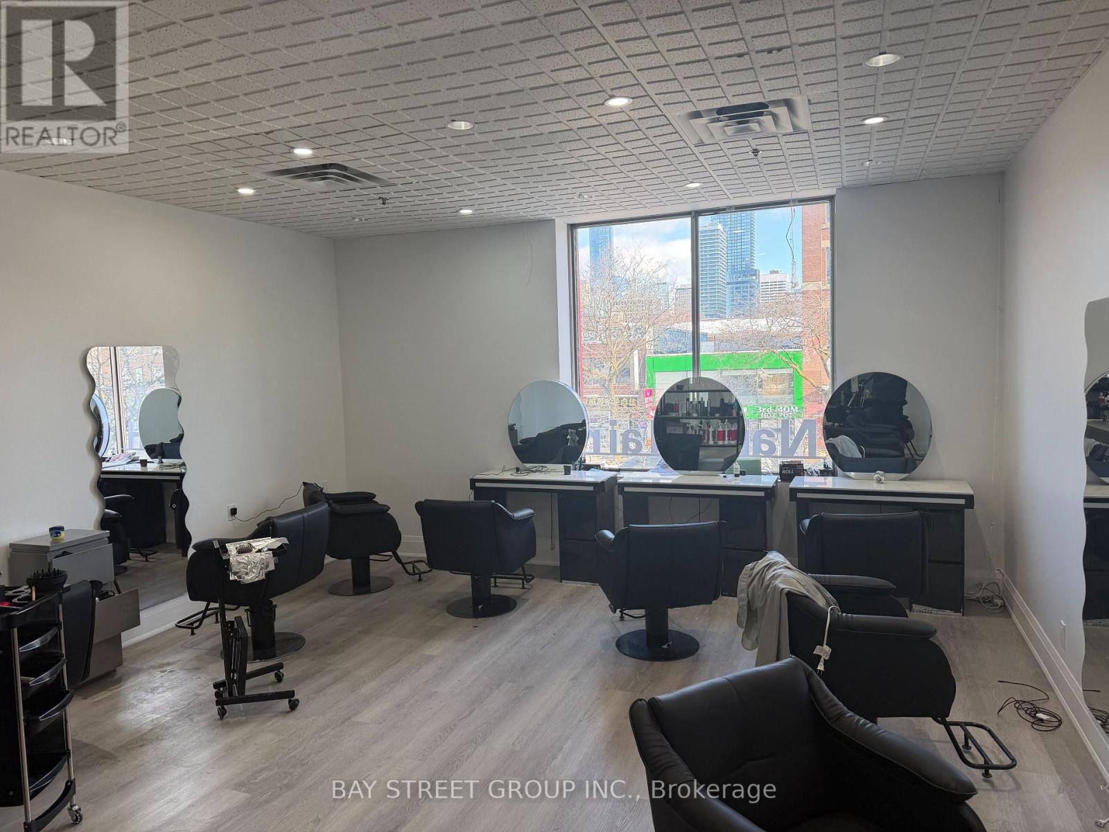 2ND FLR - 266 SPADINA AVENUE, Toronto, Ontario