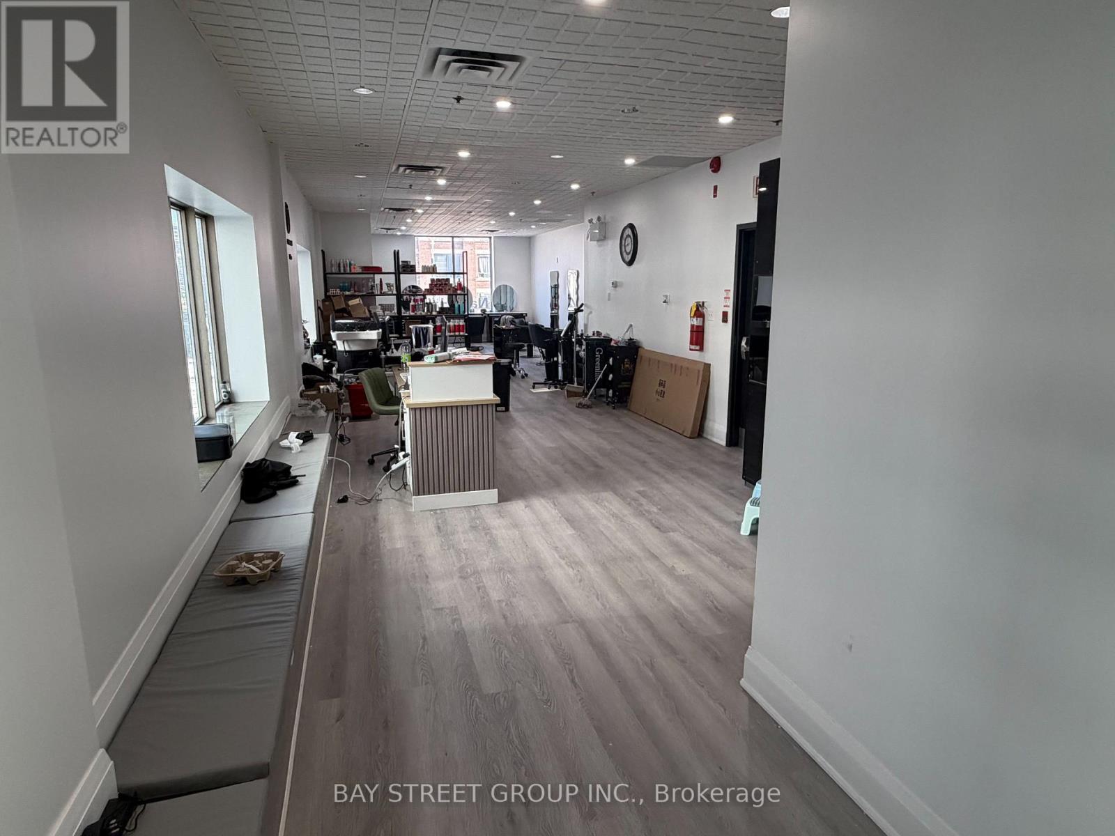 2nd Flr - 266 Spadina Avenue, Toronto, Ontario  M5T 2E4 - Photo 8 - C12715422