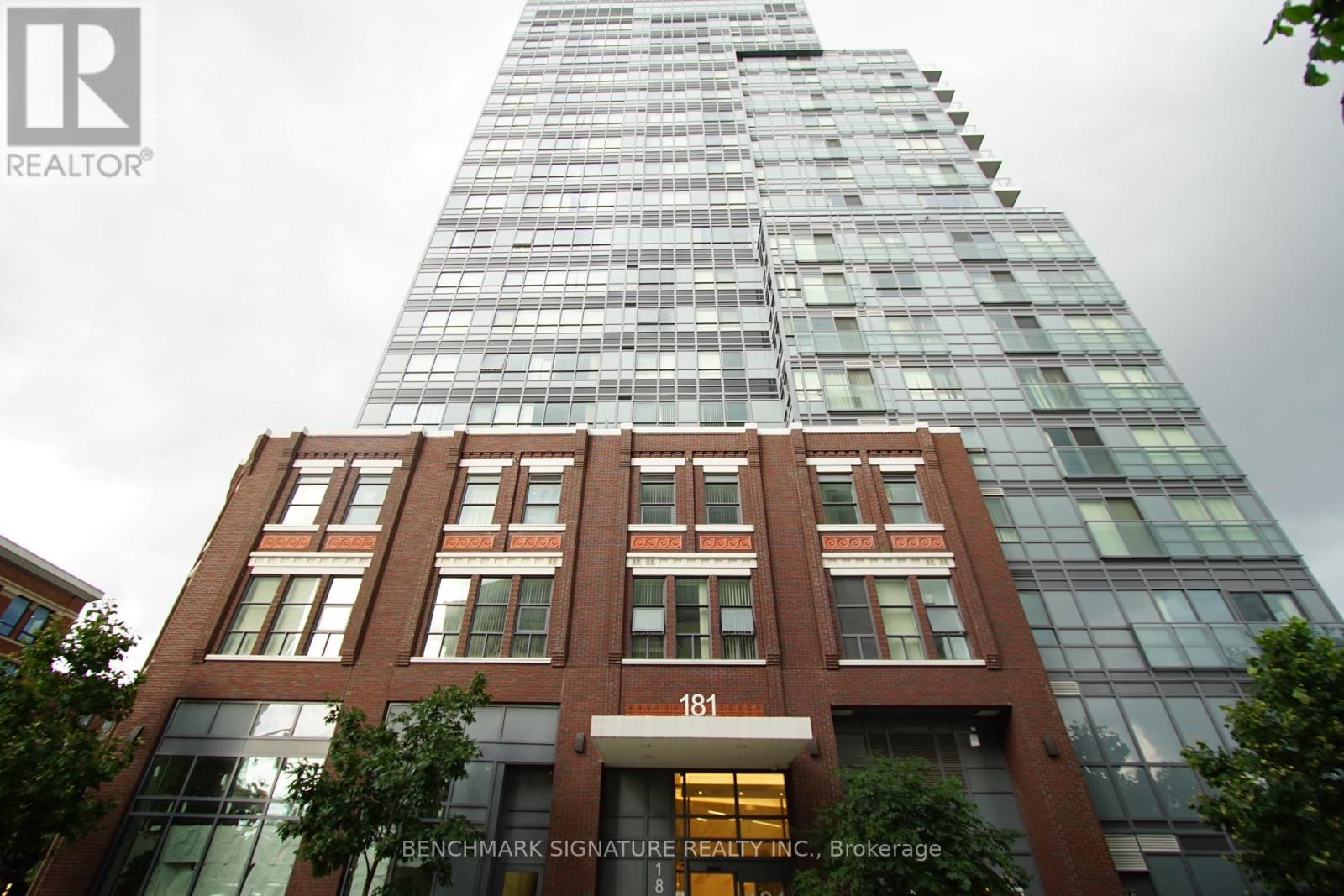 904 - 181 HURON STREET, Toronto, Ontario
