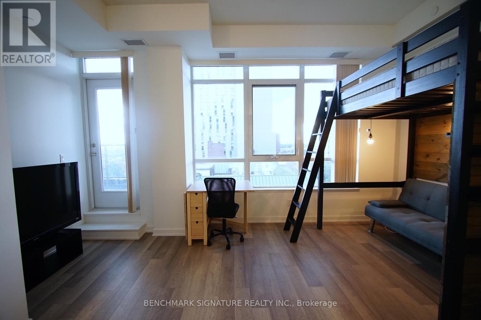 904 - 181 Huron Street, Toronto, Ontario  M5T 0C1 - Photo 8 - C12715430