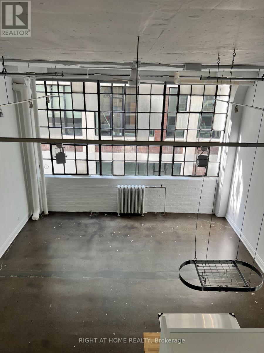 210b - 245 Carlaw Avenue, Toronto, Ontario  M4M 2S1 - Photo 15 - E12715424